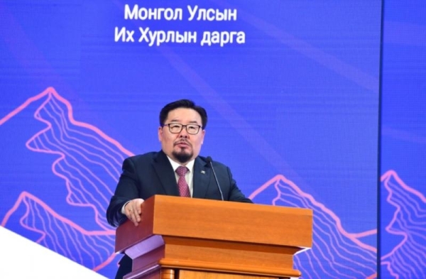 «Нам необходимо активнее сотрудничать на международном уровне»: Пан Ги Мун выступил на форуме в Монголии